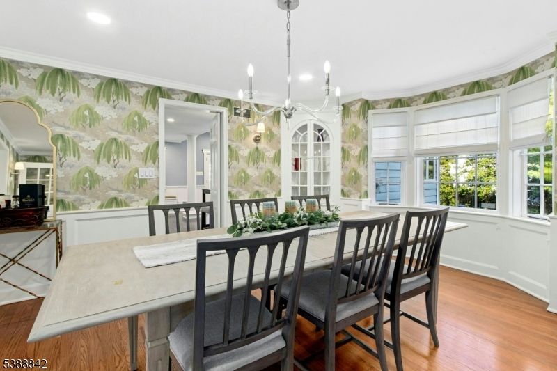 Dining room, Interior, Pendant Lights, Recessed Lighting, Wood Texture Flooring