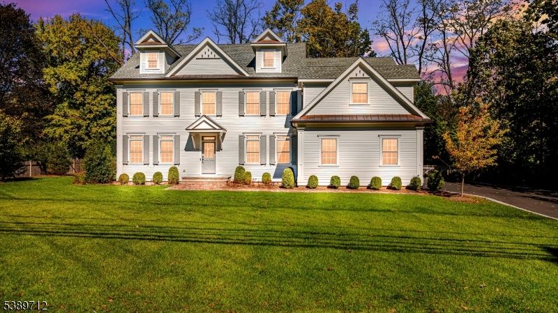 Exterior, Facade, Georgian