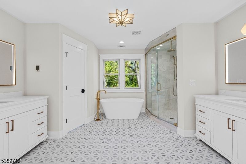 Bathroom, Free Standing Baths, Glass Shower, Interior, Recessed Lighting