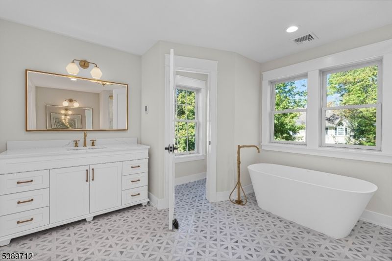 Bathroom, Free Standing Baths, Interior, Recessed Lighting