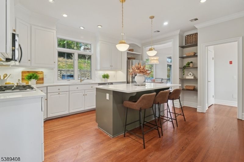Interior, Kitchen, Pendant Lights, Recessed Lighting, Wood Texture Flooring