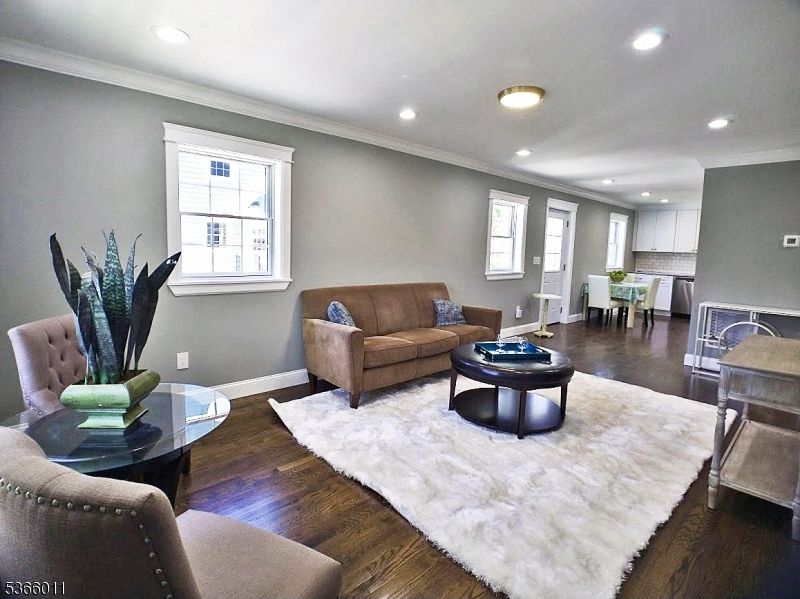 Dining room, Interior, Kitchen, Living room, Recessed Lighting, Wood Texture Flooring