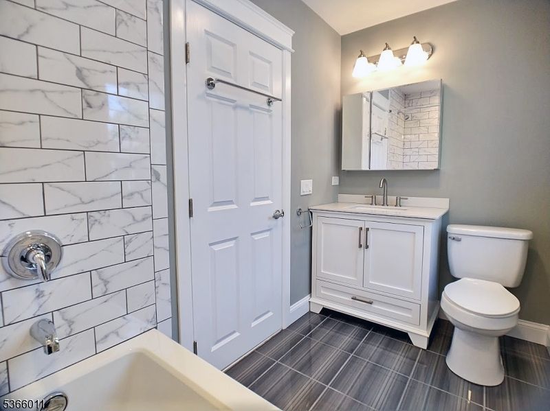 Bathroom, Interior, Marble Walls