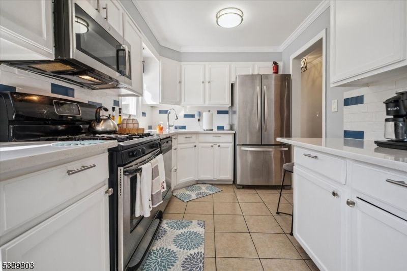 Interior, Kitchen, Stainless Steel Appliances
