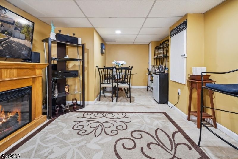 Dining room, Fireplace, Interior, Recessed Lighting