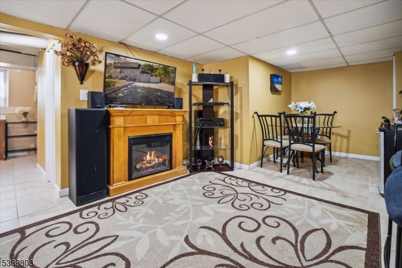 Dining room, Fireplace, Interior, Recessed Lighting