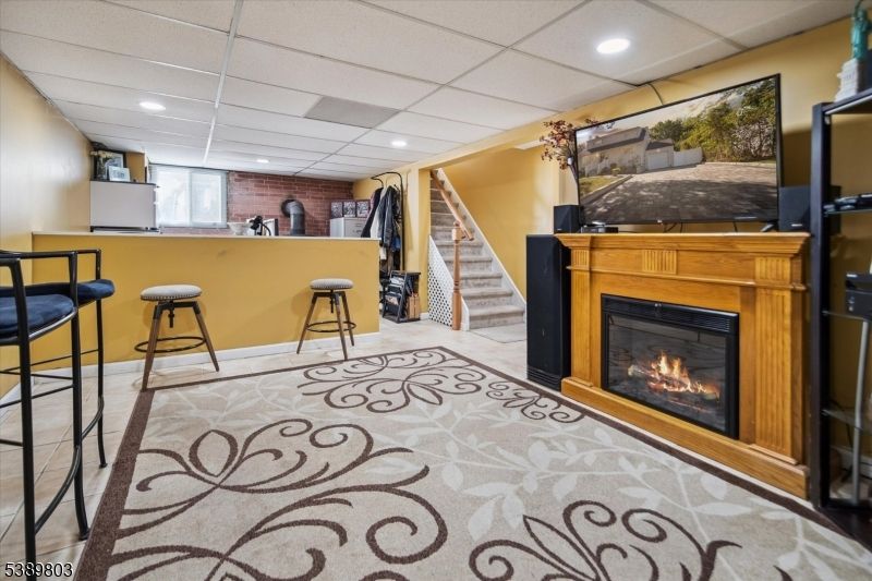Fireplace, Interior, Recessed Lighting