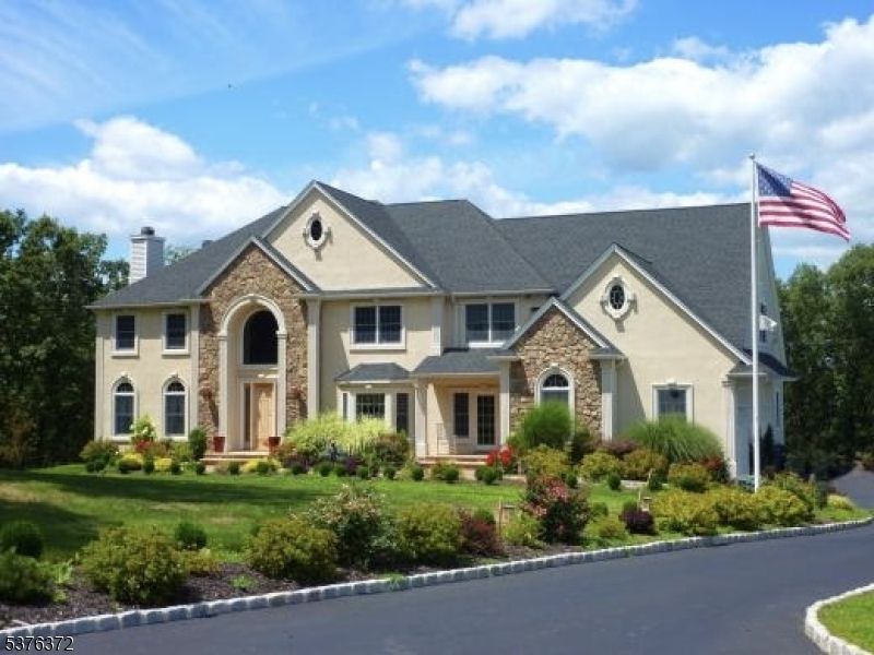 Exterior, Facade, French Provincial