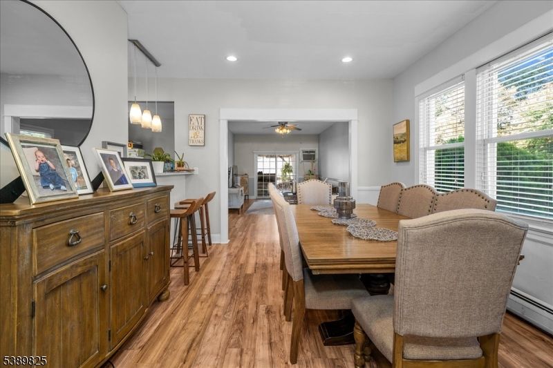 Chandelier, Dining room, Interior, Pendant Lights, Recessed Lighting, Wood Texture Flooring