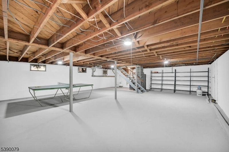 Garage, Interior, Wooden Beams, Wooden Ceilings