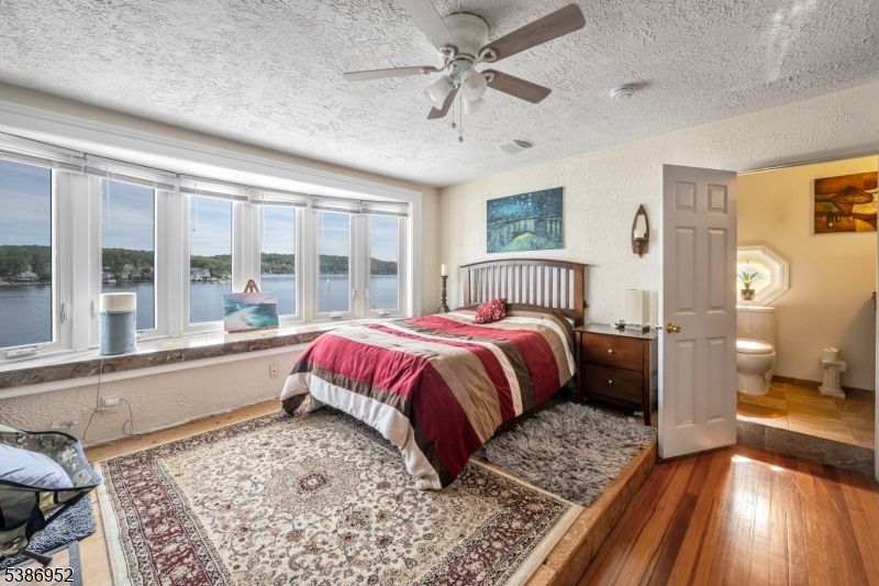 Bedroom, Interior, Water, Wood Texture Flooring