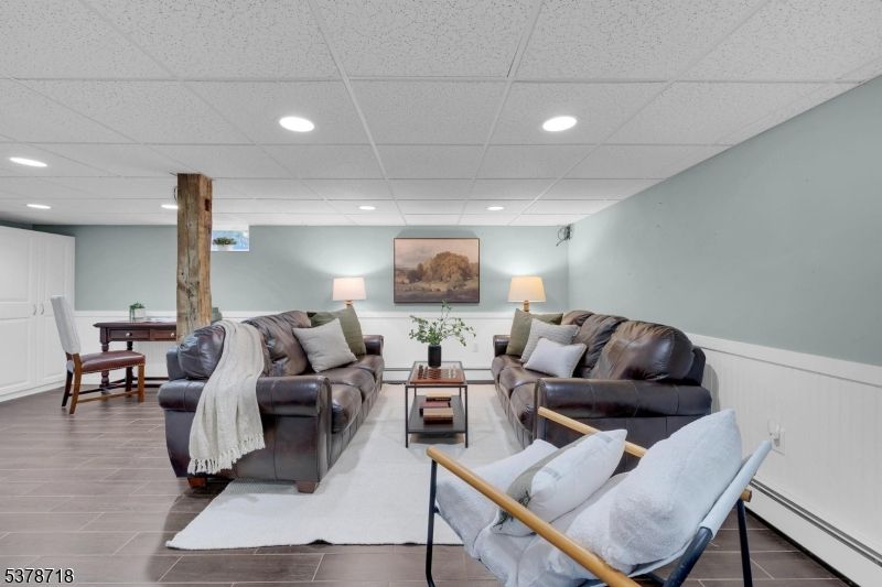 Dining room, Interior, Living room, Recessed Lighting