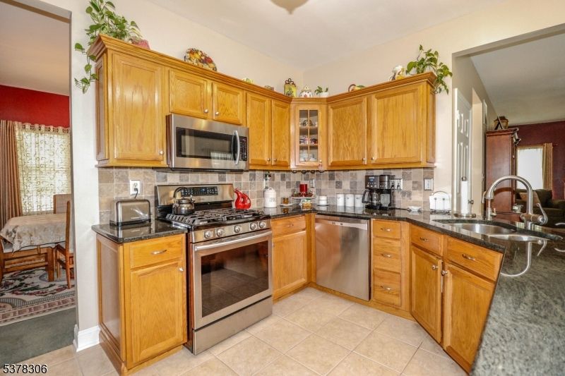 Interior, Kitchen, Stainless Steel Appliances