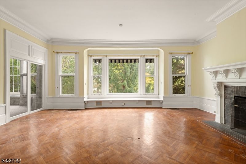 Empty room, Fireplace, Interior, Wood Texture Flooring