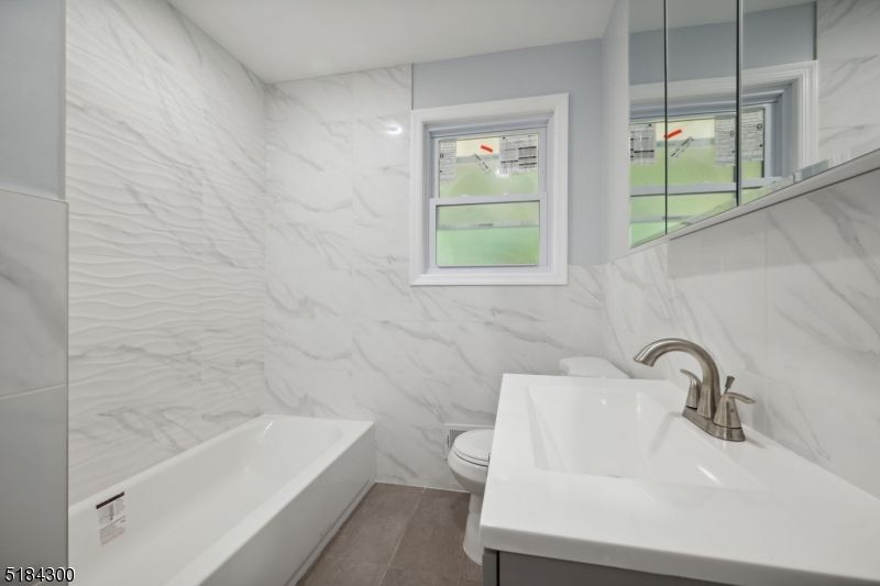 Bathroom, Interior, Marble Walls