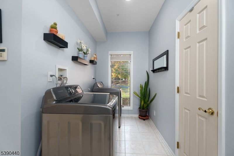 Interior, Recessed Lighting, Washer