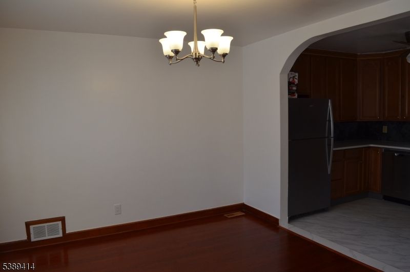 Chandelier, Interior, Kitchen, Wood Texture Flooring