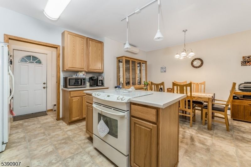 Dining room, Interior, Kitchen, Pendant Lights