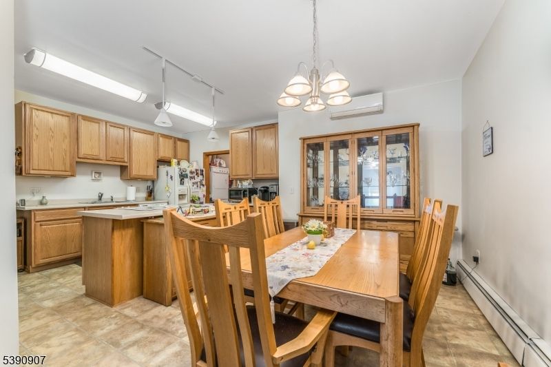 Chandelier, Dining room, Interior, Kitchen