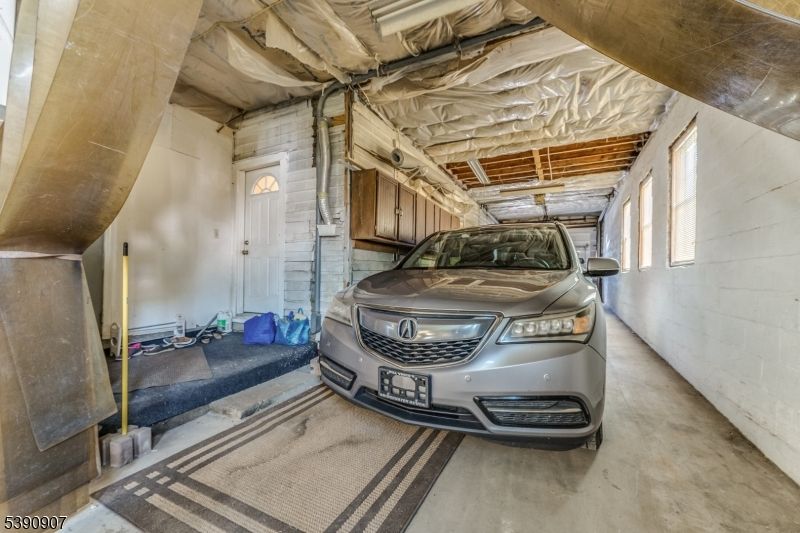 Garage, Interior, Stone Walls