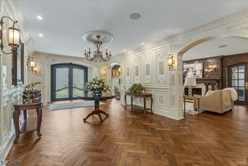 Chandelier, Interior, Recessed Lighting, Wood Texture Flooring