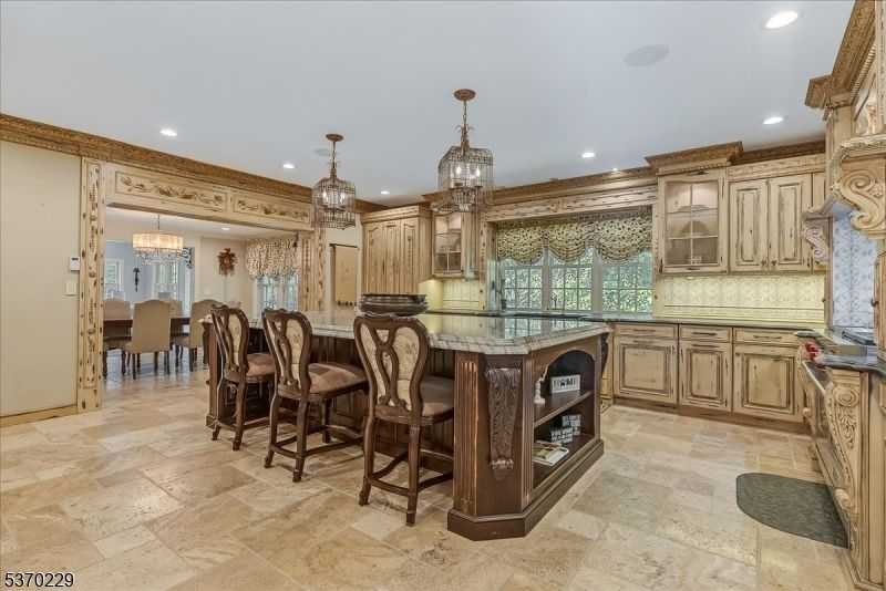 Chandelier, Dining room, Interior, Kitchen, Recessed Lighting