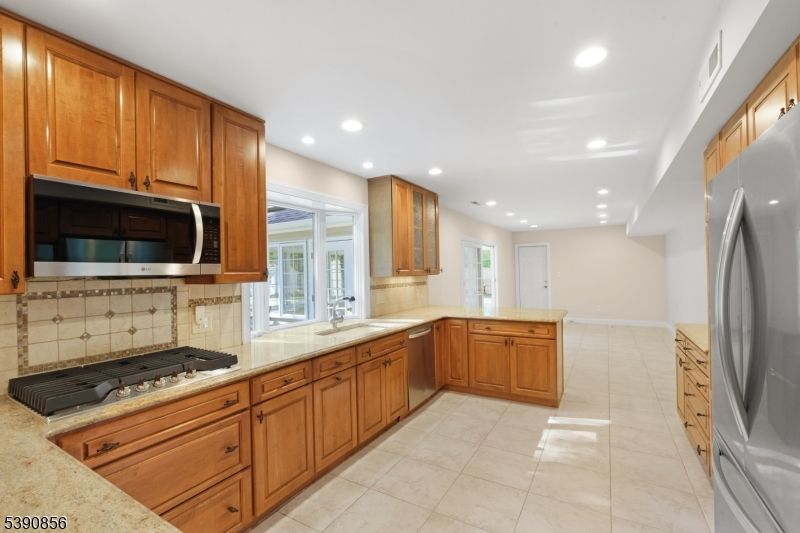 Interior, Kitchen, Recessed Lighting