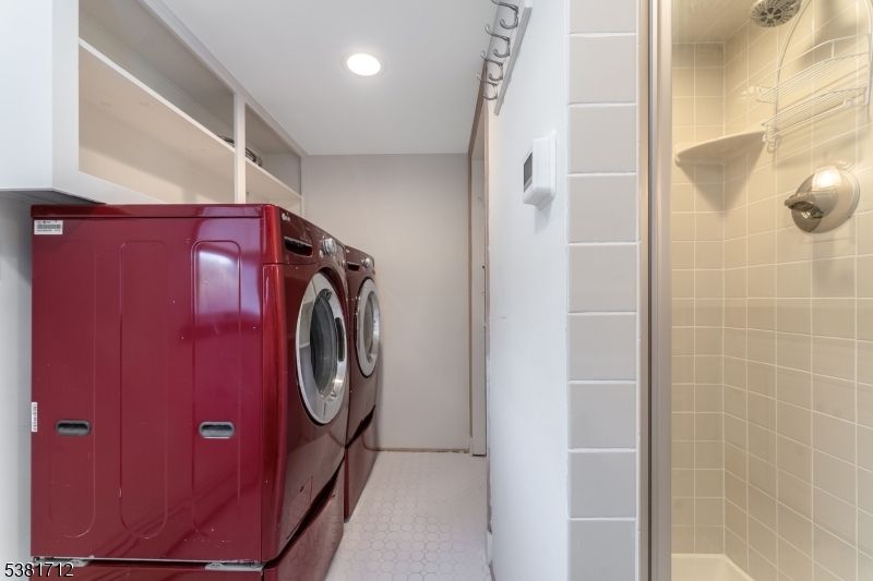 Interior, Recessed Lighting, Washer