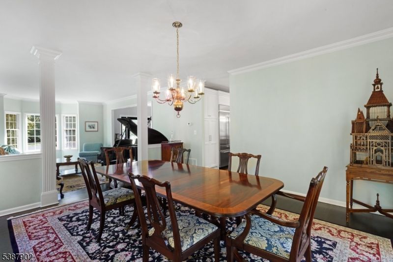 Chandelier, Dining room, Interior, Piano