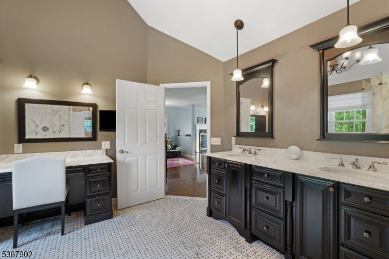 Bathroom, Interior, Pendant Lights, Wood Texture Flooring