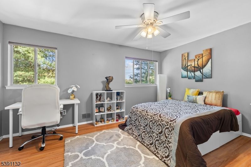 Bedroom, Home Office, Interior, Wood Texture Flooring