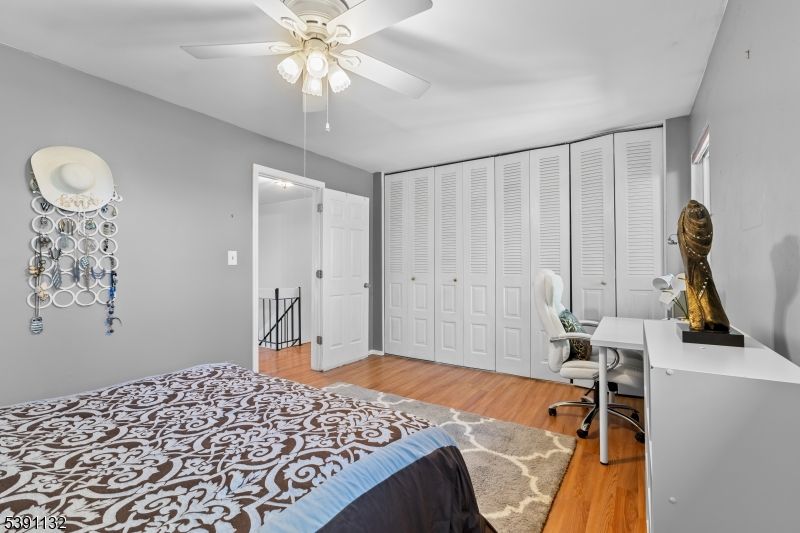 Bedroom, Home Office, Interior, Wood Texture Flooring
