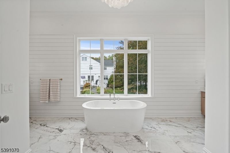 Bathroom, Free Standing Baths, Interior, Marble