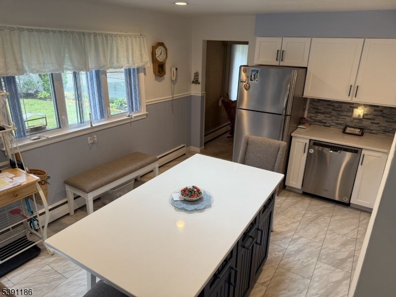 Dining room, Interior, Kitchen, Recessed Lighting, Stainless Steel Appliances