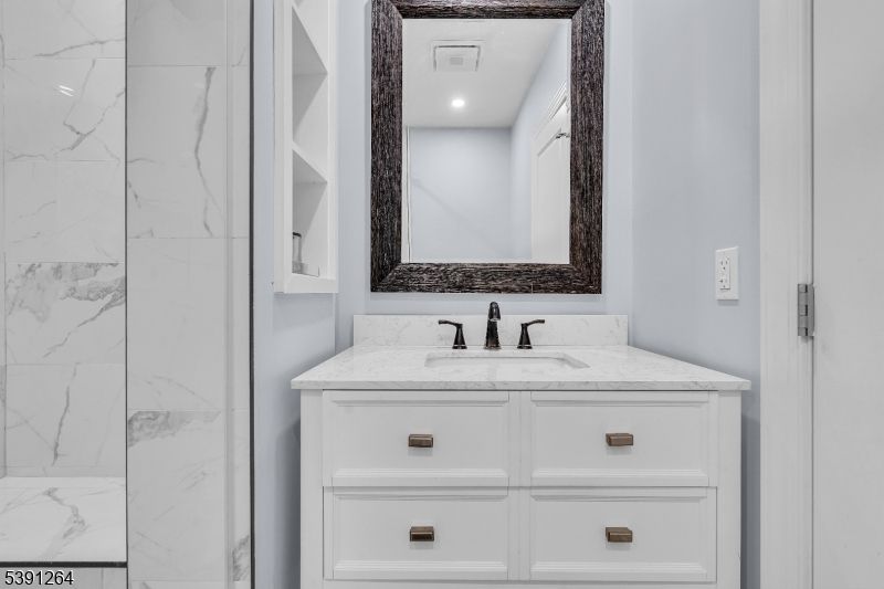 Bathroom, Interior, Marble Walls, Recessed Lighting