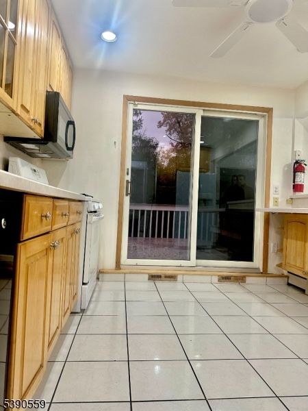 Interior, Kitchen, Recessed Lighting