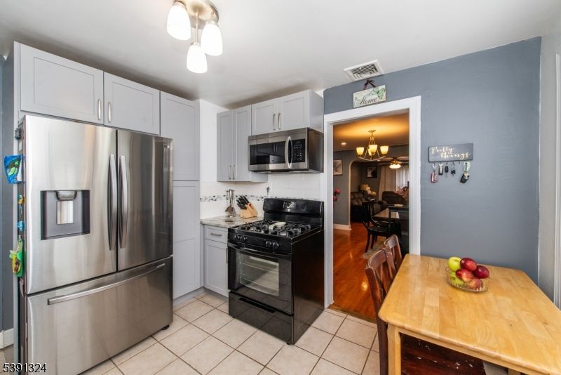 Chandelier, Dining room, Interior, Kitchen