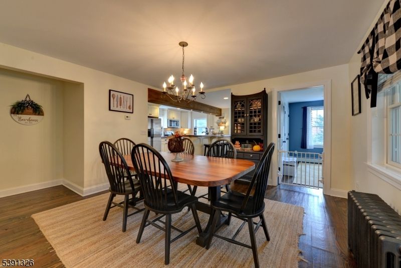 Chandelier, Dining room, Interior, Kitchen, Pendant Lights, Wood Texture Flooring