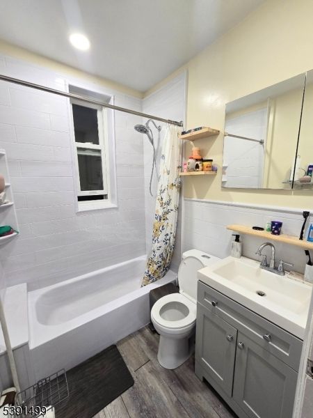 Bathroom, Dual Sink Vanities, Interior, Recessed Lighting, Wood Texture Flooring