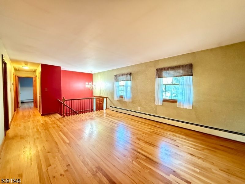Chandelier, Empty room, Interior, Wood Texture Flooring