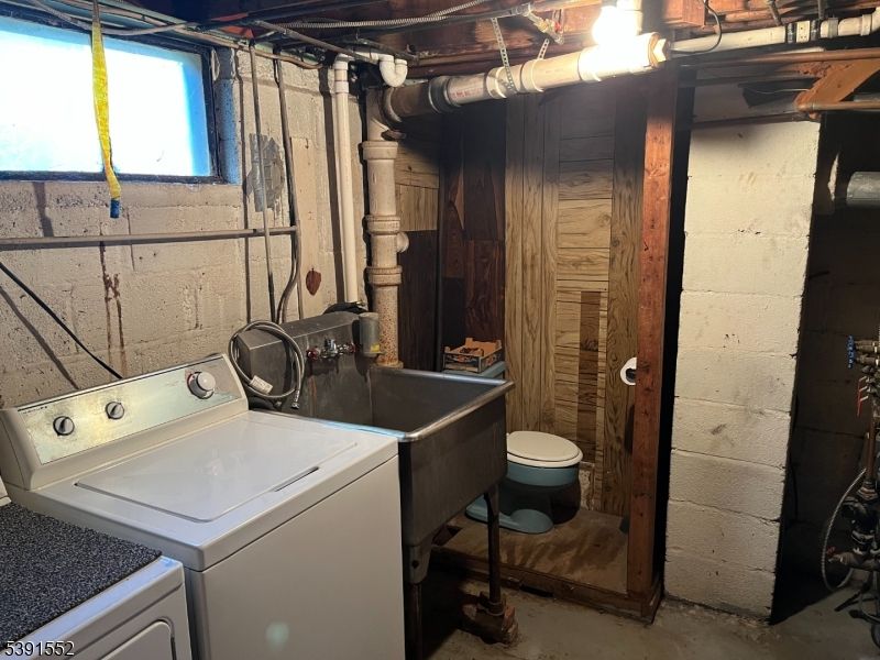 Interior, Washer, Wooden Walls