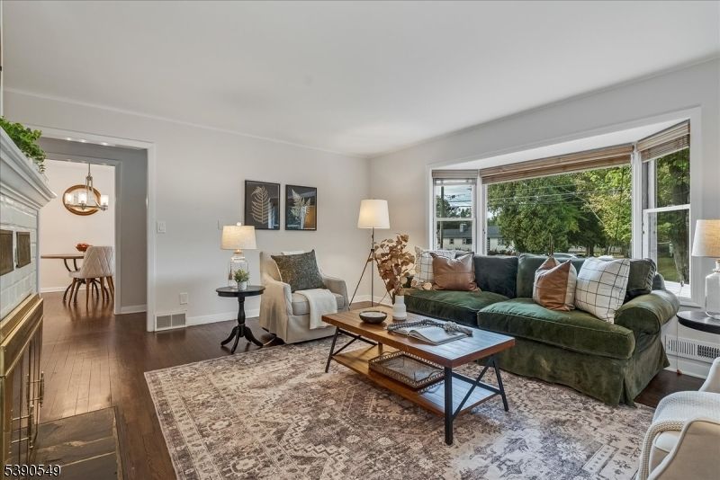 Dining room, Interior, Living room, Wood Texture Flooring