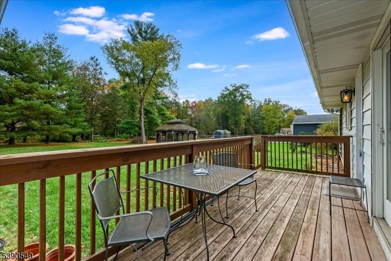 Exterior, Wood Texture Flooring