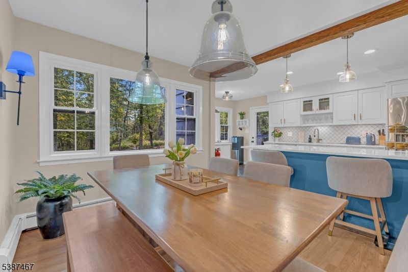 Dining room, Interior, Kitchen, Pendant Lights, Recessed Lighting, Wood Texture Flooring