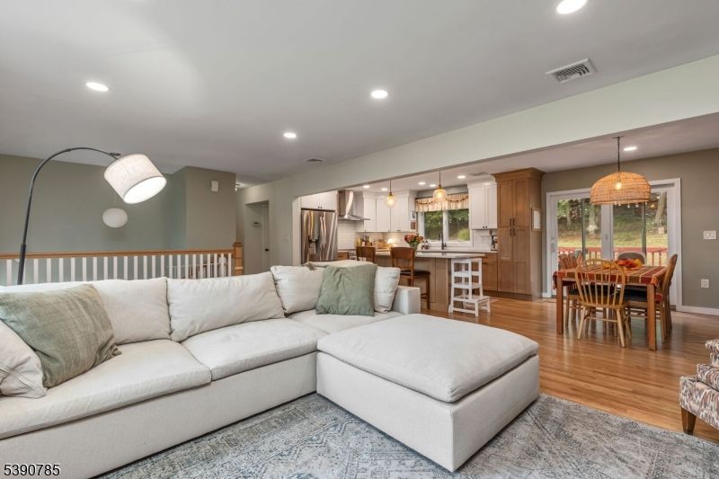 Dining room, Interior, Kitchen, Living room, Pendant Lights, Recessed Lighting, Wood Texture Flooring