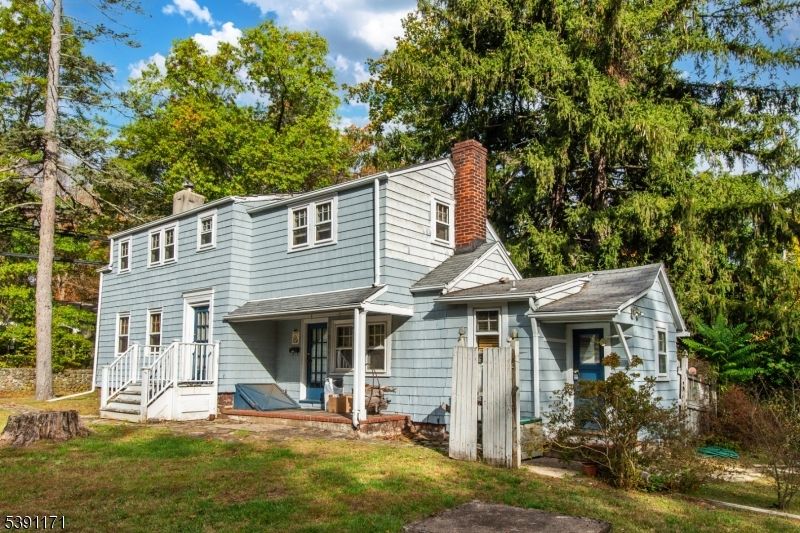 Backyard, Exterior, Facade, Cape Cod
