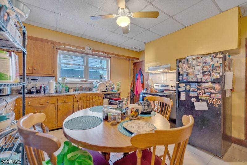 Dining room, Interior