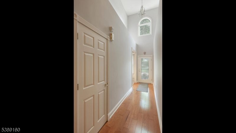 Interior, Pendant Lights, Wood Texture Flooring