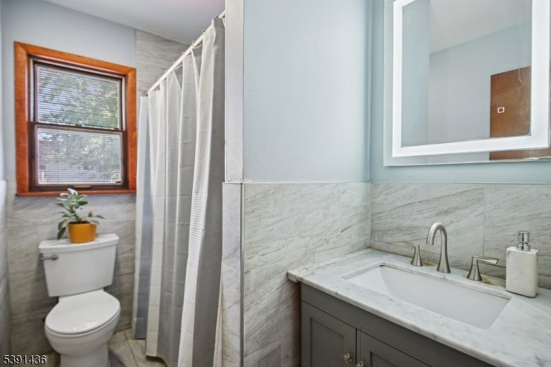 Bathroom, Interior, Marble Walls