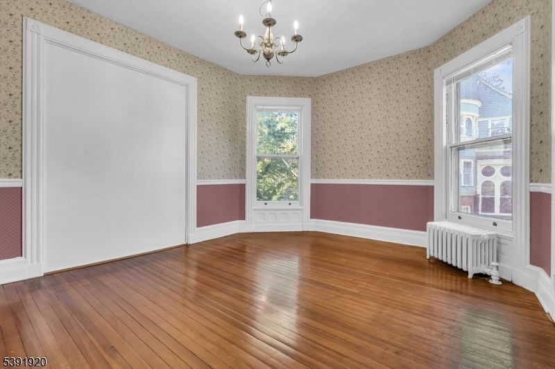 Chandelier, Empty room, Interior, Wood Texture Flooring